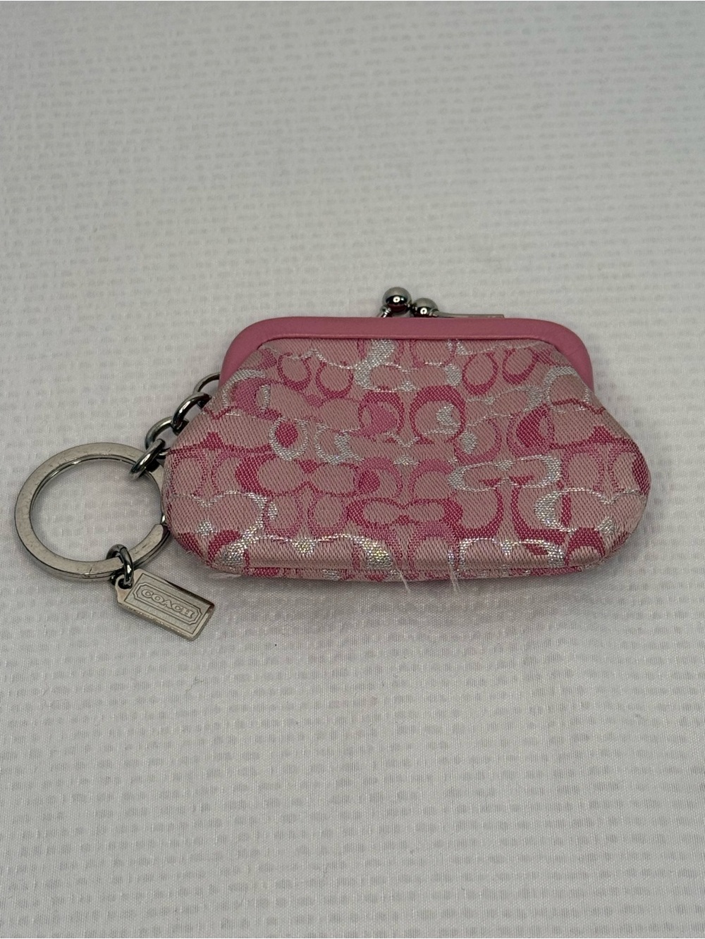 Coach Vintage Optic Pink Signature Kiss-Lock Coin Purse with Key Ring - Picture 4 of 10